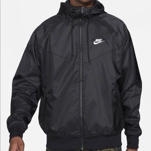 Nike Windrunner Jacket (Black)